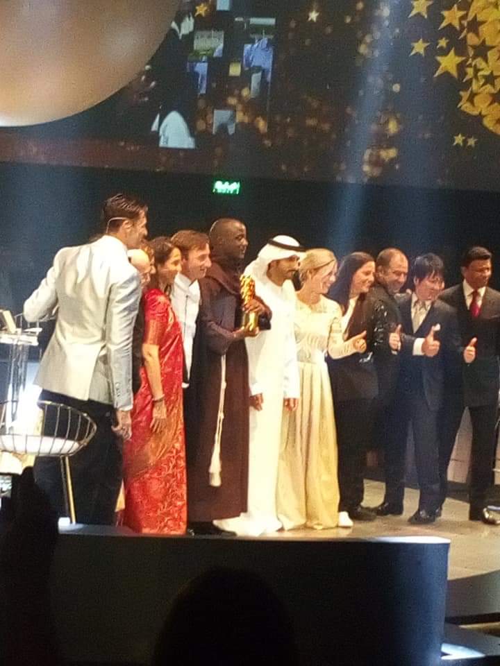 Prix mondial de l’enseignant : Peter Tabichi du Keyna gagne le global teacher prise 2019