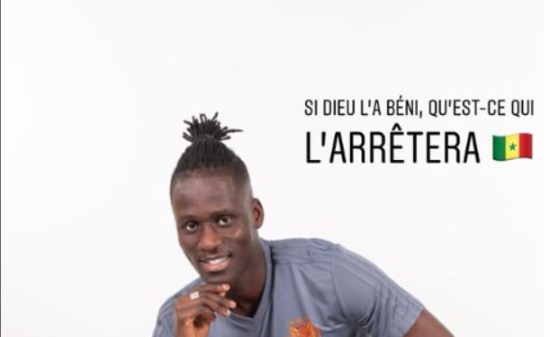 Arrêt sur image : Non sélectionné, l’épouse de Kara Mbodj encourage son Lion.