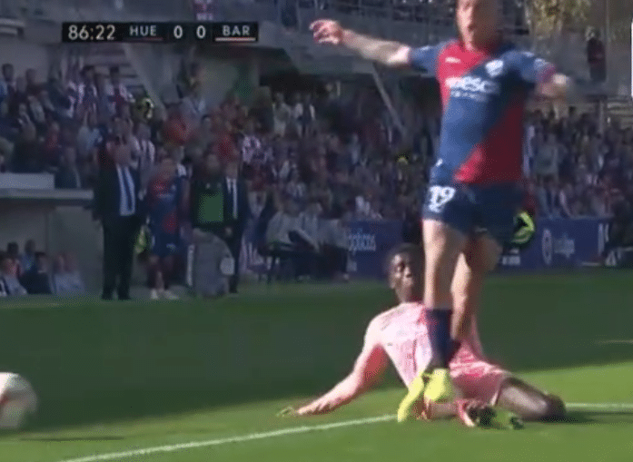 Ce geste spectaculaire de Wagué qui sauve le Barça d’une défaite (vidéo)