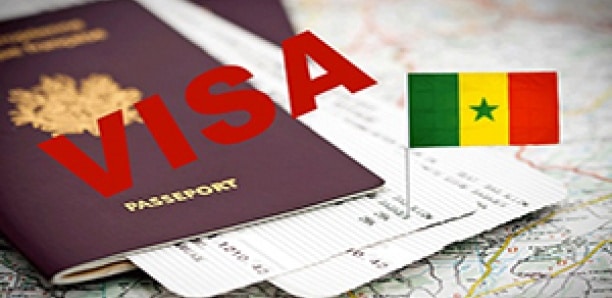 Passeports diplomatiques : Macky met fin au « bordel »…