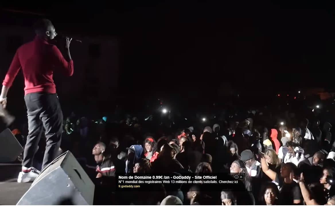 Concert: Momo Dieng draine un monde fou à Bargny (vidéo)