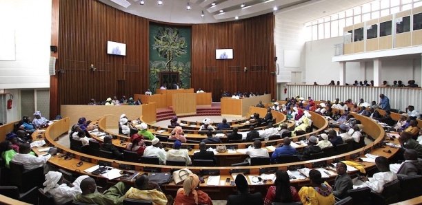 Suppression du poste de Premier ministre: voici le projet de Loi déposé à l’Assemblée nationale