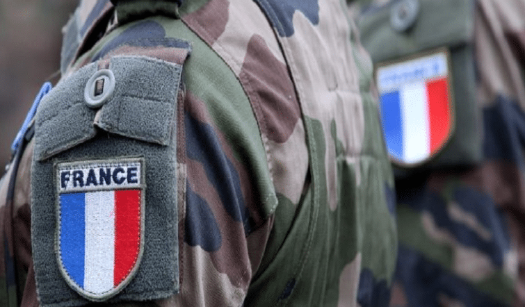 Affaire Omar Watt : Le militaire français reste en prison…
