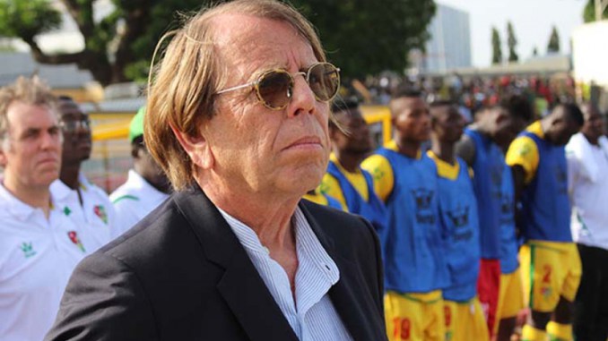 Foot : Des Togolais ont marché pour le départ « immédiat » de Claude Leroy