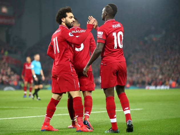 Gary Neville encense le duo Mané-Salah : « Ce sont les ailes les plus dévastatrices en matière de buts »