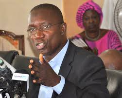 Me Amadou Sall : « Wade a des difficultés pour terminer la réfection de sa maison du Point E »
