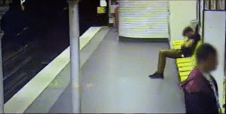 Émouvante vidéo : Quand un voleur sauve sa victime