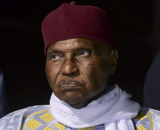 Abdoulaye Wade quitte Terrou bi!