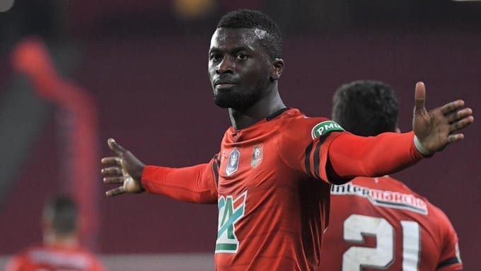 Mercato – Rennes : Mbaye Niang annonce les couleurs (vidéo)