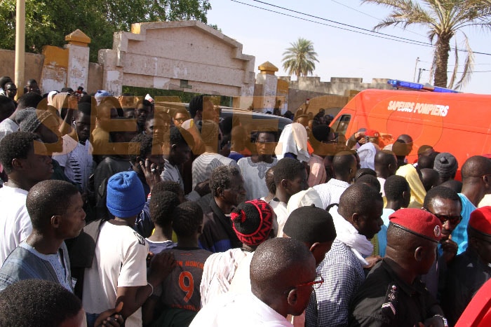 (20 photos) - Cheikh Béthio: Revivez l'arrivée du cortège mortuaire chez Serigne Saliou Cheikh Béthio chez serige Saliou 6 - (20 photos) - Cheikh Béthio: Revivez l'arrivée du cortège mortuaire chez Serigne Saliou