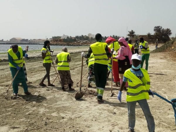 Dépollution de la baie de Hann : L’Association Siggil Hann entame la campagne de nettoiement de la plage