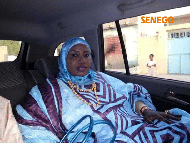 Sokhna Fatou Binetou Diop, « Souma amon jet privé Dioxé ko Soukarou Koor »  (Video)