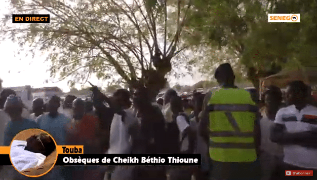 Enterrement de Cheikh Bethio (Video): Les Thiantacoun se bousculent au cimetière de Touba