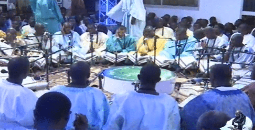 18e jour Ramadan : Suivez déclamation Xassaïd à la Résidence Khadim Rassul (Touba)