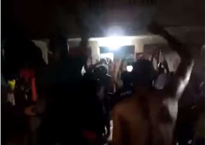 Liverpool en finale LDC: la fête chez Sadio Mané à Bambaly (vidéo)