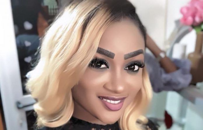 7tv : Le come back de Adja Astou…(vidéo)