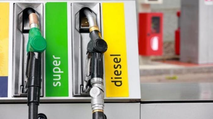 Hausse du prix du supercarburant à 890 F Cfa : Le motif évoqué par le ministère du Pétrole et des Energies…
