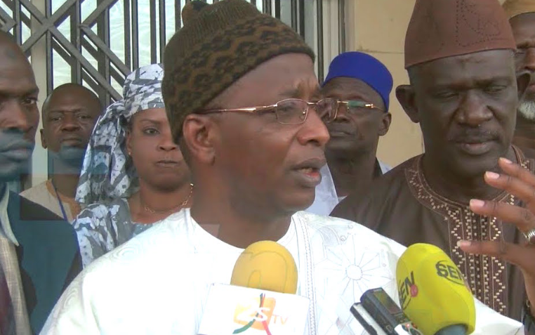 T-shirt LGBT : « Wally Seck ne l’a pas fait gratuitement », dit imam Massamba