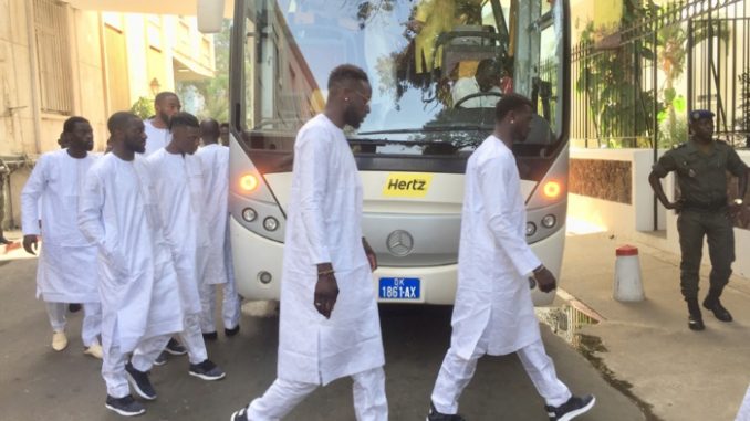 Les Lions, vice-champions d’Afrique, à Dakar à…