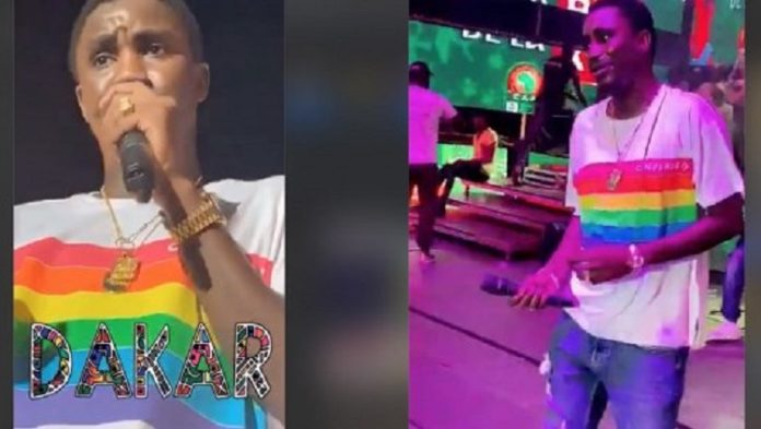 En Tee-shirt LBGT, Waly Balago Seck au cœur d’une polémique homosexuelle..