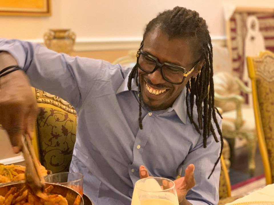 67888567 2348293818617044 8931118289958993920 n - Babacar Ngom réunit Diouf et Aliou Cissé autour d'une table (photos)