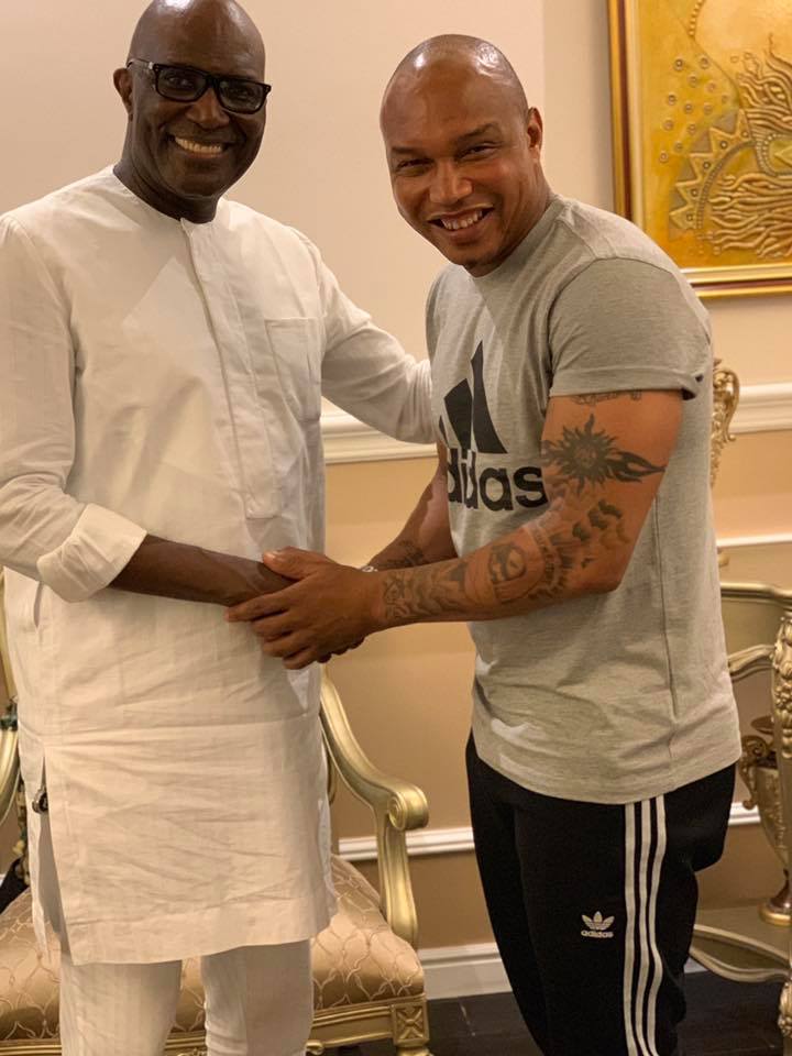 68744031 2348293401950419 846642683739897856 n - Babacar Ngom réunit Diouf et Aliou Cissé autour d'une table (photos)