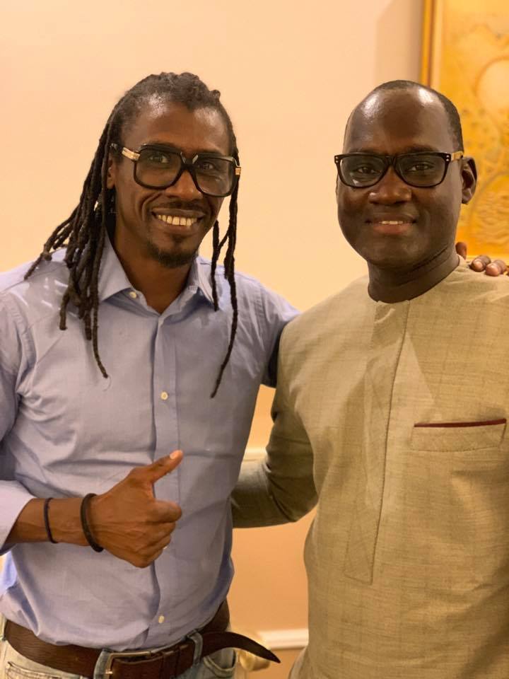 69095237 2348293558617070 1066073988821680128 n - Babacar Ngom réunit Diouf et Aliou Cissé autour d'une table (photos)