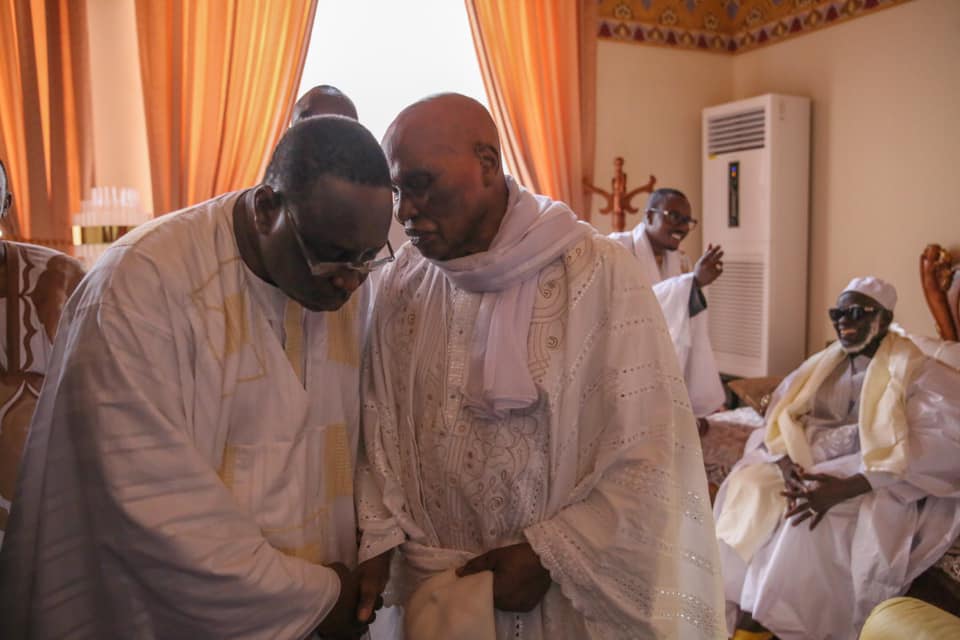 Wade-Macky : JeuneAfrique confirme le « deal »concocté le jour de la Tabaski