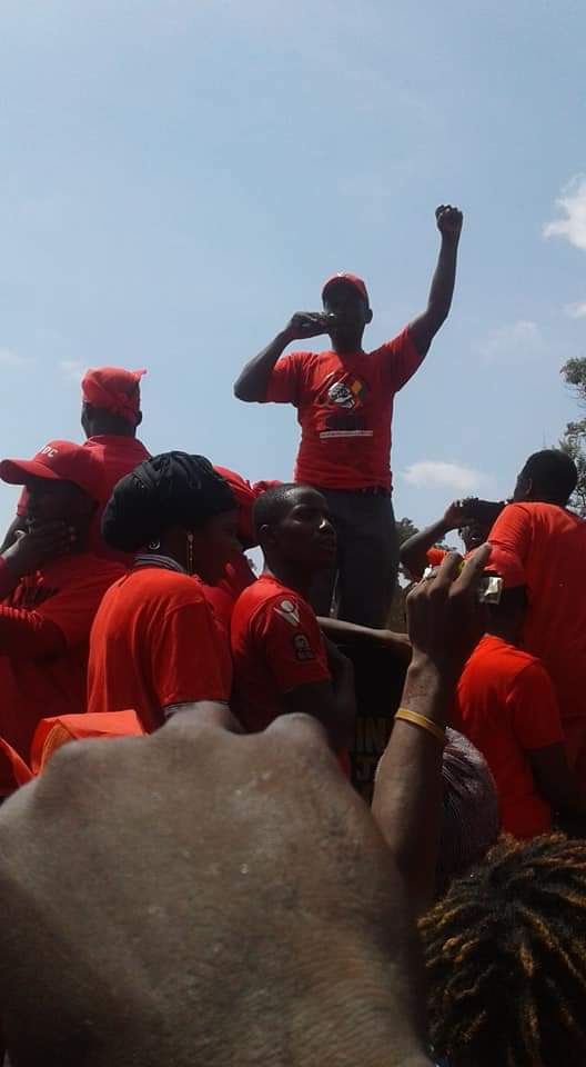 3 2 - Contre le 3e mandat : Les Guinéens déclarent en masse "Hopaipoly"