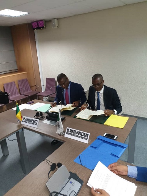 Amadou Hott signe un appui budgétaire de 40,9 milliards…