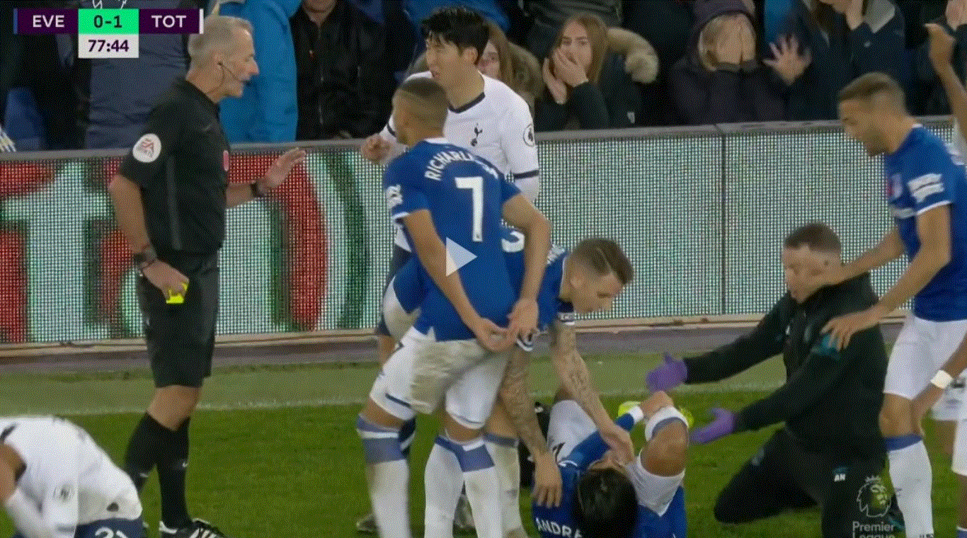 Everton – Tottenham : L’horrible fracture d’André Gomes (vidéo)