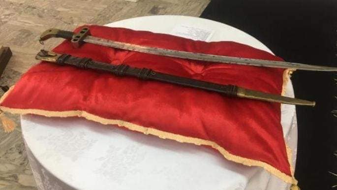 Tenons le sabre… Par Dr Massamba Gueye