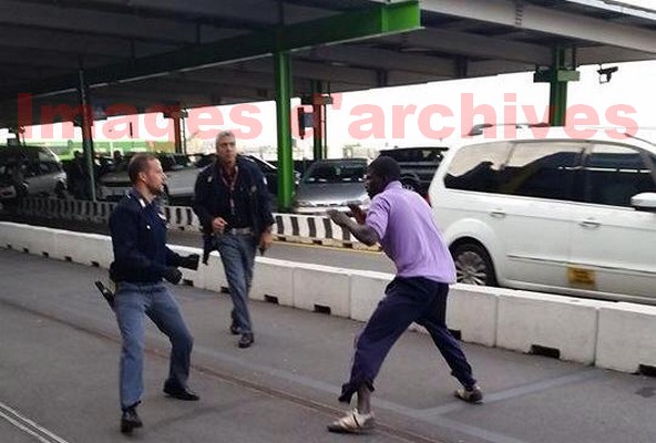 Italie : Le mendiant sénégalais  arrêté, s’attaque aux policiers