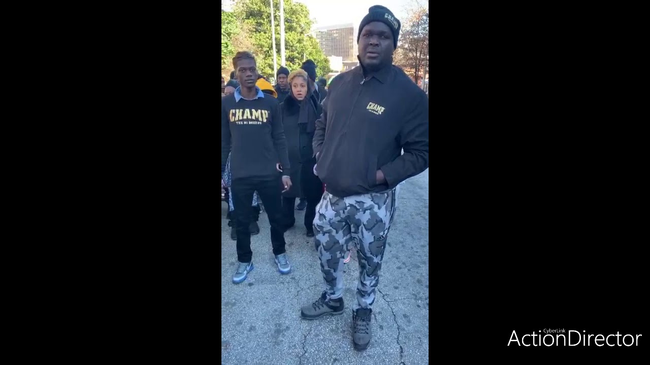 Griff offre des billets aux SDF américains: »Bouma kén wakh def ko sa deuk