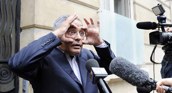 Mandats présidentiels illimités : Robert Bourgi fusille Serigne Mb. Ndiaye