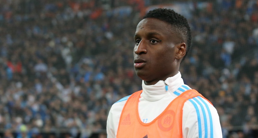 Après avoir décliné l’offre d’Aliou Cissé, Bouna Sarr doute encore