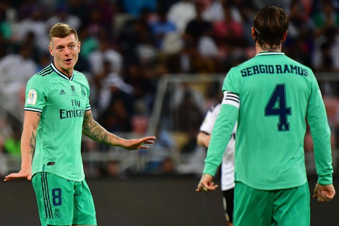 Super Coupe d’Espagne: Le Real mène à la pause, Kroos inscrit un but fou !