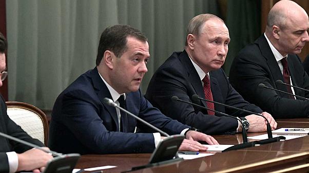 Russie : Démission du gouvernement de Dmitri Medvedev