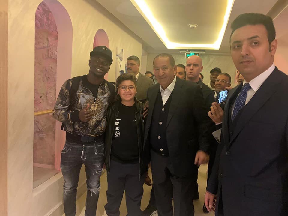 sadio 2 - Ballon d'or africain: Les images de l'arrivée de Sadio Mané en Egypte !