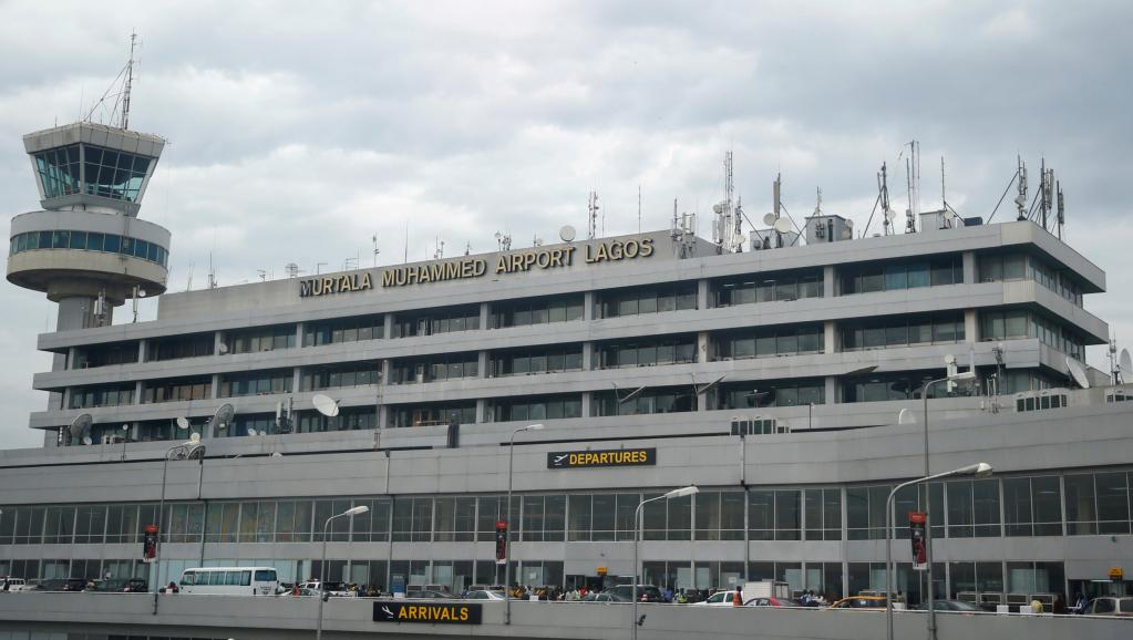 Les passagers à destination de Nigeria bloqués à Accra et à Dakar
