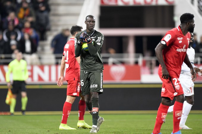 Rennes : Gomis  serait pressenti pour remplacer Mendy…
