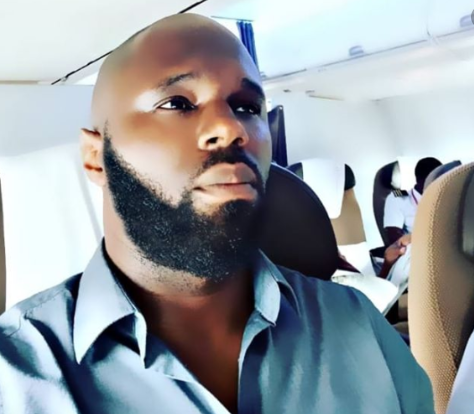 Urgent: Kemi Seba arrêté à l’Aéroport international Blaise Diagne