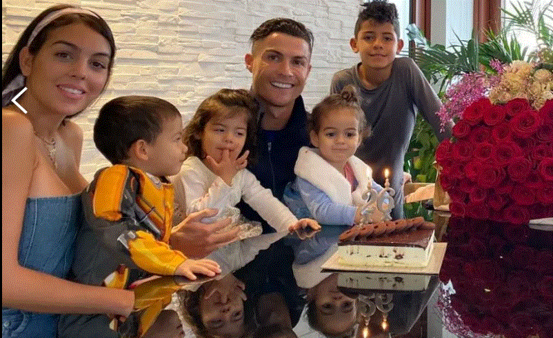 La belle surprise de Georgina à CR7(vidéo)