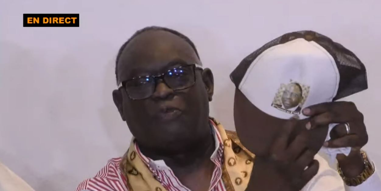 Me Elh Diouf à Macky Sall : « Am Kharitou dof wooroul » (Senego TV)