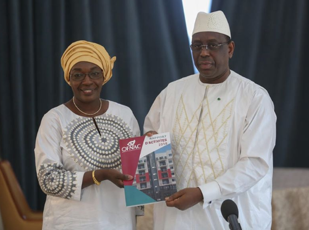 Ofnac : Seynabou Ndiaye Diakahté présente les rapports 2017 et 2018 à Macky Sall