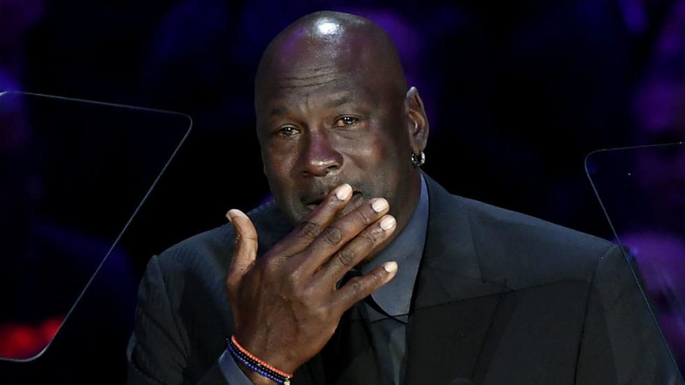 Hommage à Kobe Bryant: Michael Jordan n’a pas pu retenir ses larmes