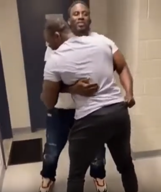 Lutte – Etats Unis: Quand Baye Peulh essaie de déraciner Modou Lô, Regardez !
