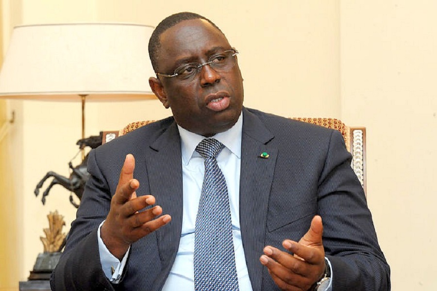 Véhicules de fonction et de service : Macky Sall suspend les achats jusqu’à nouvel ordre