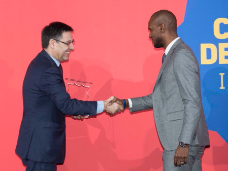 Barça : Eric Abidal maintenu suite à sa brouille avec Lionel Messi !