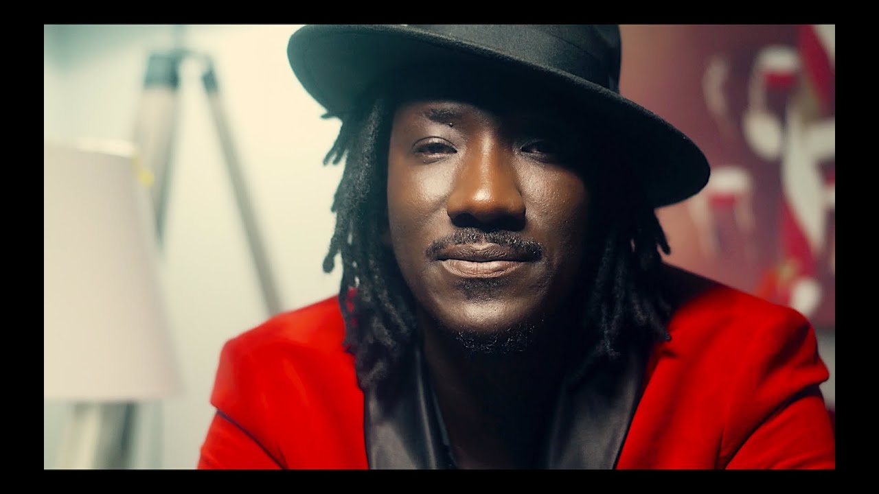 Saint Valentin : Mao Sidibé dévoile « Love Again » [Vidéo]